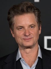 Photo of Shea Whigham