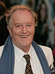 Photo of Robert Hardy