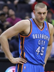 Photo of Cole Aldrich