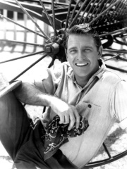 Photo of Richard Crenna