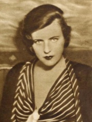 Photo of Ruth Chatterton