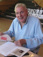 Photo of Lorne Loomer