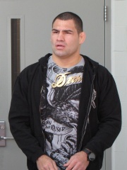 Photo of Cain Velasquez