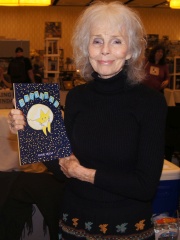 Photo of Anne Helm