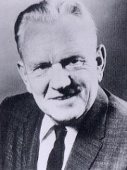 Photo of Meindert DeJong