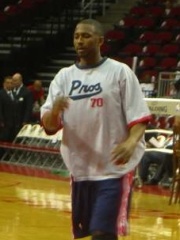 Photo of Lorenzen Wright