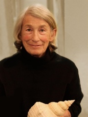 Photo of Mary Oliver