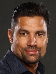 Photo of Manu Bennett