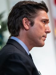 Photo of David Muir