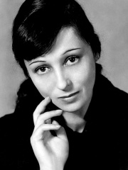 Photo of Luise Rainer