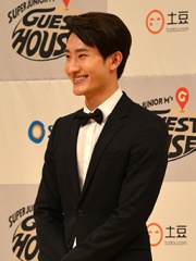 Photo of Zhou Mi