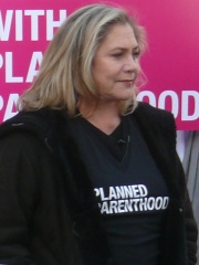 Photo of Kathleen Turner