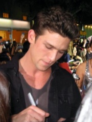 Photo of Daren Kagasoff