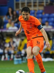 Photo of Mark van Bommel