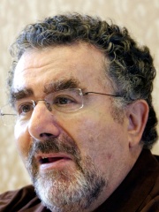 Photo of Saul Rubinek