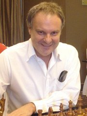 Photo of Gilberto Milos