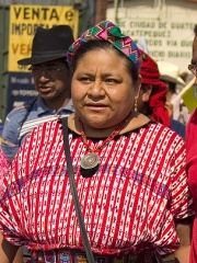 Photo of Rigoberta Menchú