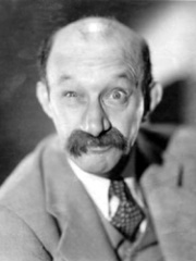 Photo of James Finlayson