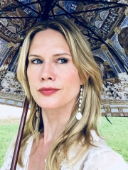 Photo of Stephanie March