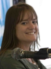 Photo of Sara Shepard