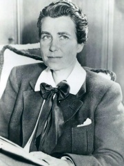 Photo of Dorothy Arzner