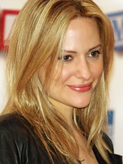 Photo of Aimee Mullins