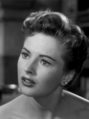 Photo of Coleen Gray