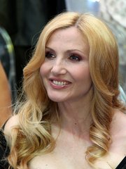 Photo of Lorella Cuccarini