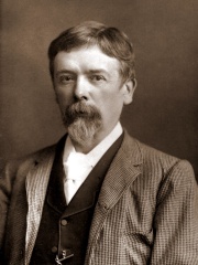 Photo of George du Maurier