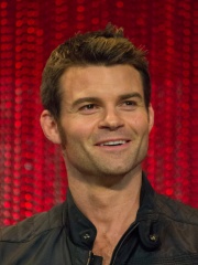 Photo of Daniel Gillies