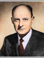 Photo of Reinhold Niebuhr