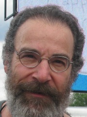 Photo of Mandy Patinkin