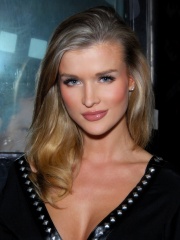 Photo of Joanna Krupa