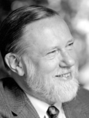 Photo of Charles Geschke