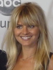 Photo of Eliza Coupe