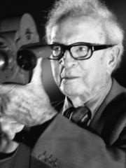 Photo of Douglas Slocombe