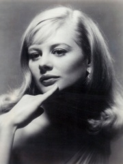 Photo of Shirley Knight