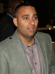 Photo of Russell Peters