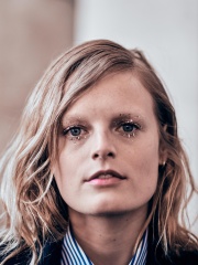 Photo of Hanne Gaby Odiele