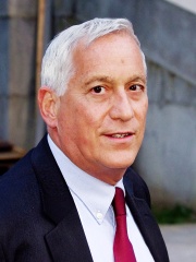 Photo of Walter Isaacson