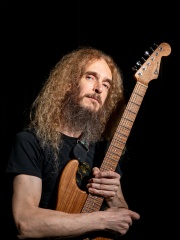 Photo of Guthrie Govan