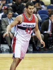 Photo of Kris Humphries