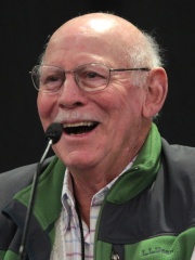 Photo of Alan Oppenheimer