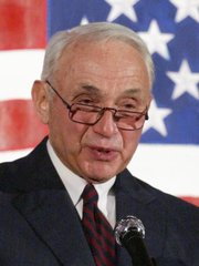 Photo of Les Wexner