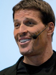 Photo of Tony Robbins