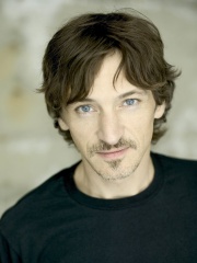 Photo of John Hawkes