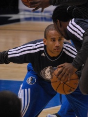 Photo of Dahntay Jones