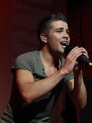 Photo of Joe McElderry