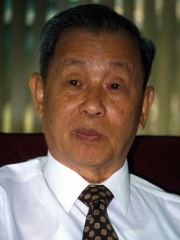 Photo of Chaleo Yoovidhya