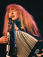 Photo of Loreena McKennitt